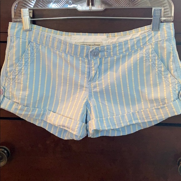 Abercrombie & Fitch Pants - Abercrombie & Fitch shorts